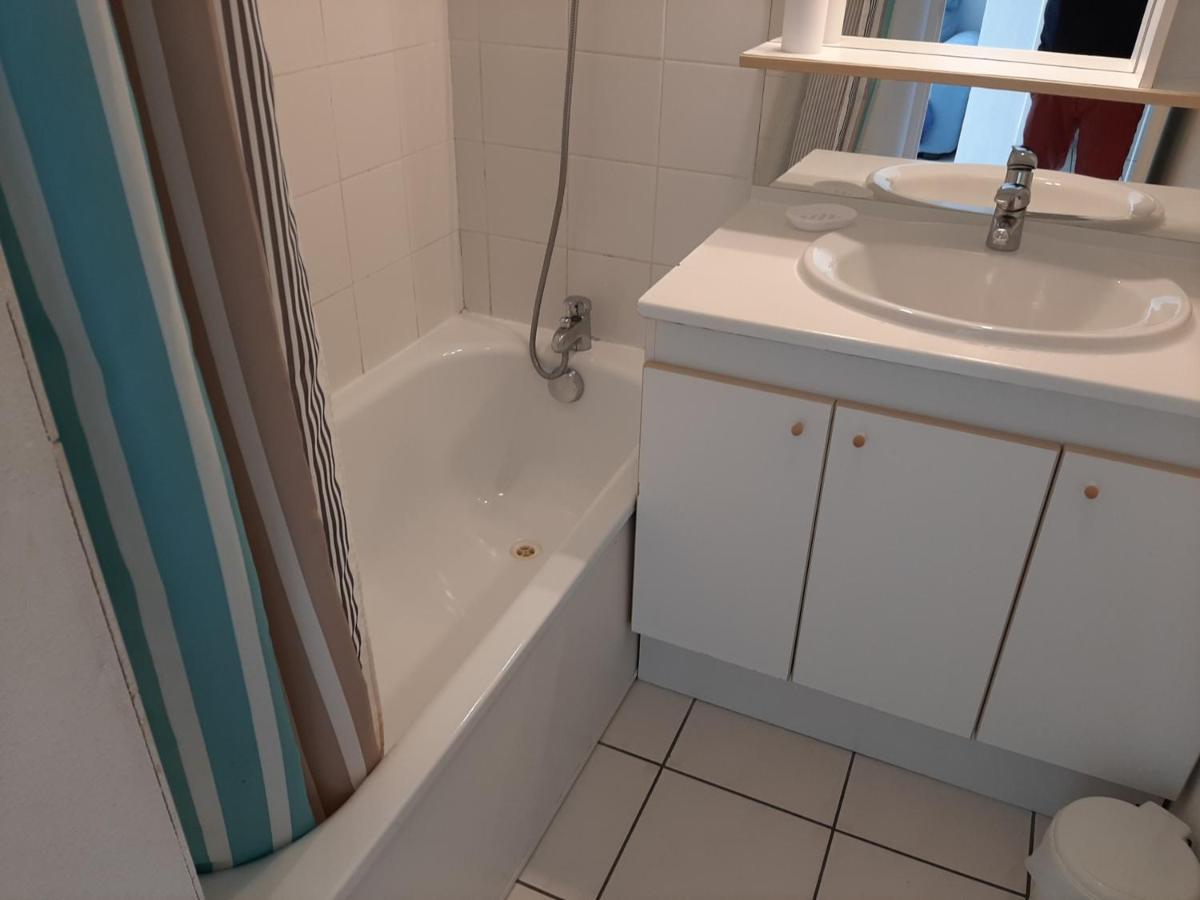 Appartement A Ciboure Avec Terrasse, Piscine Chauffee Et Parking - Ideal Golf Et Plage - Fr-1-239-551 Exterior foto