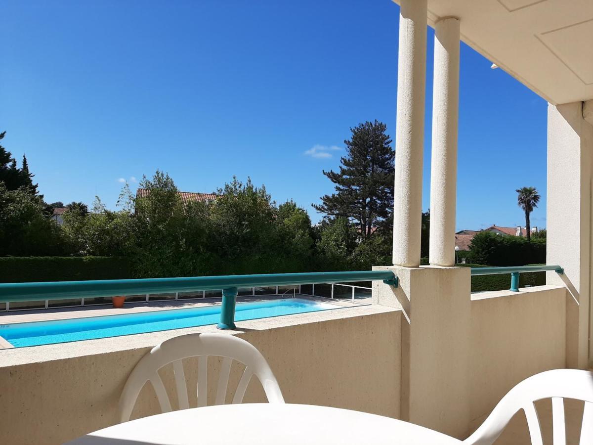 Appartement A Ciboure Avec Terrasse, Piscine Chauffee Et Parking - Ideal Golf Et Plage - Fr-1-239-551 Exterior foto